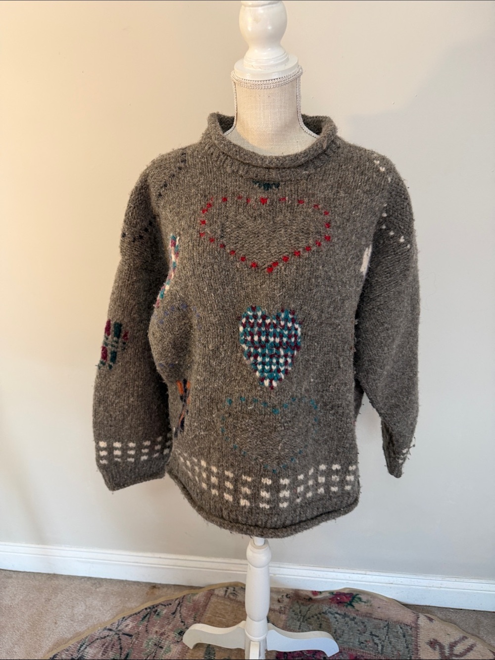 Rey Wear Cozy Gray Heart-Pattern 100% Wool Sweater Handmade Ecuador